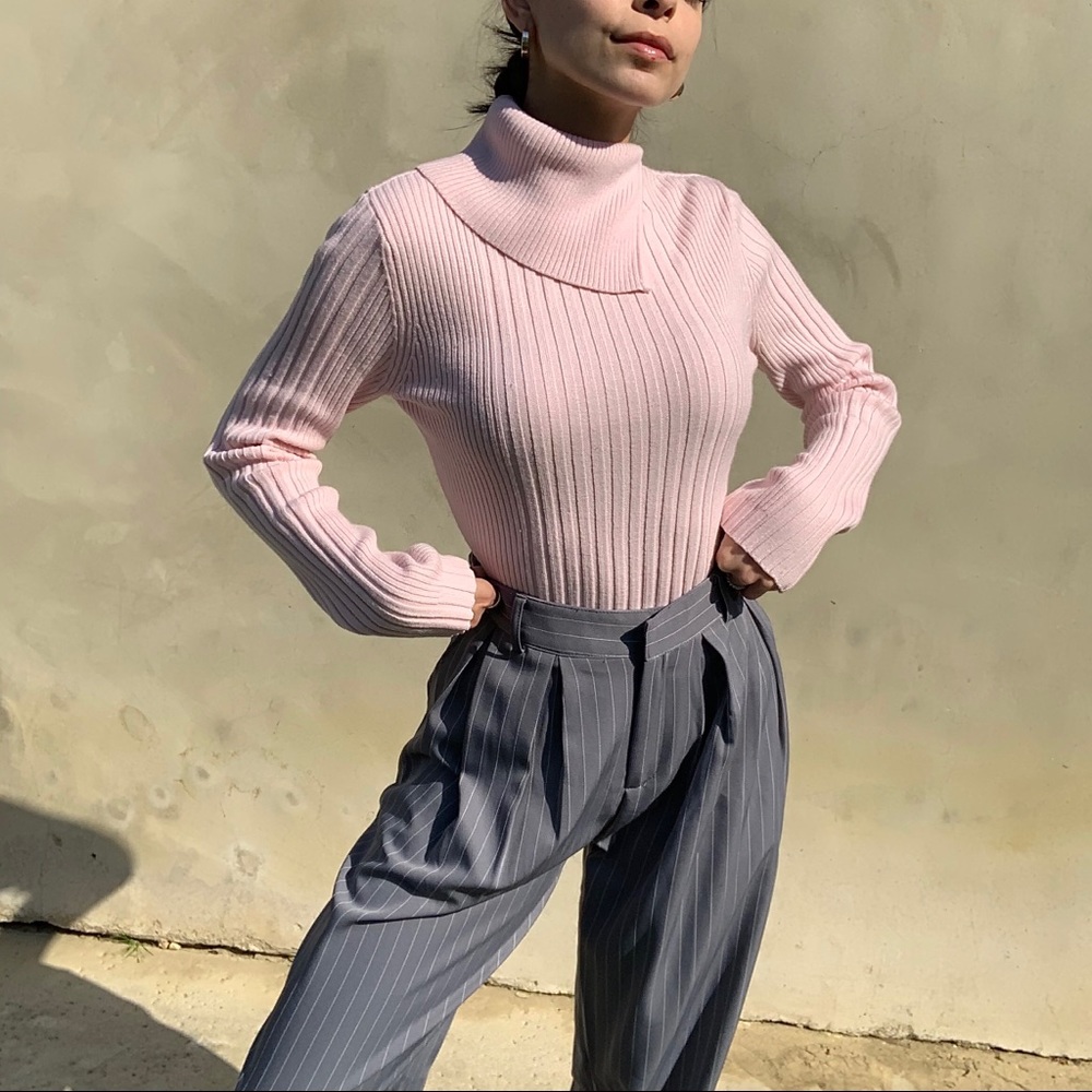 Vintage Ribbed Turtleneck